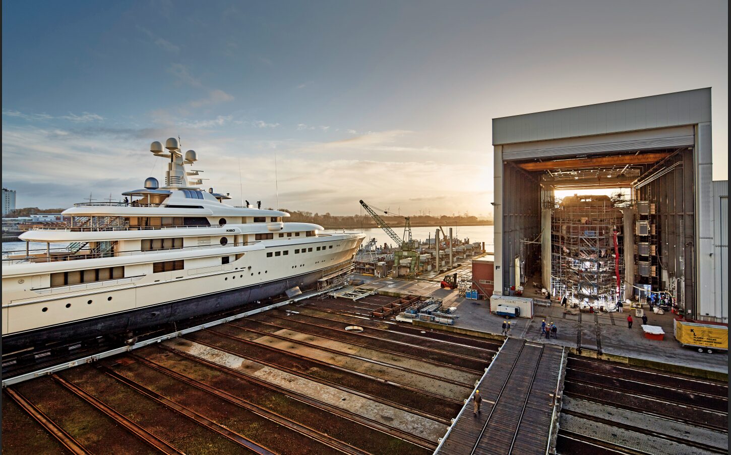 How to Build a Successful Custom Superyacht