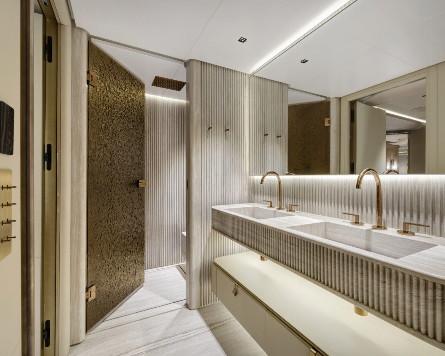 Hello from Pozitif Studio Team. If you need any help with photos, please do not hesitate to contact us.