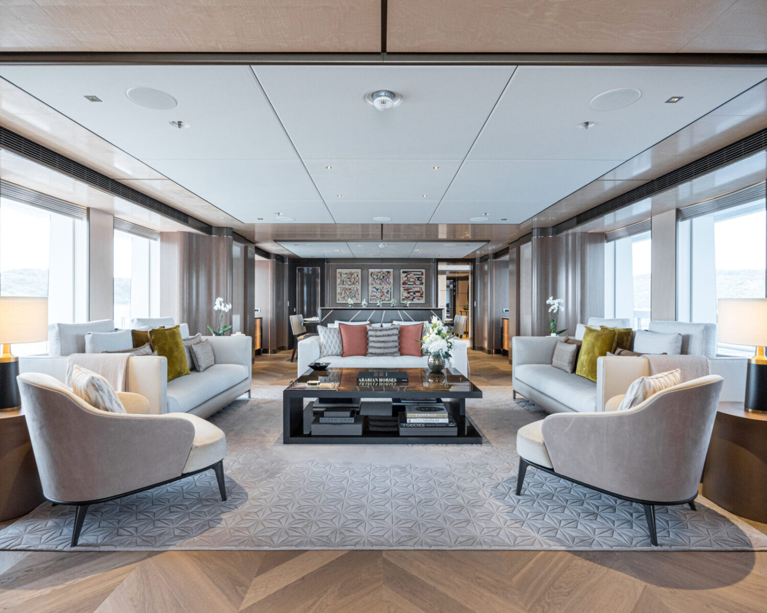 18 Main Salon 1