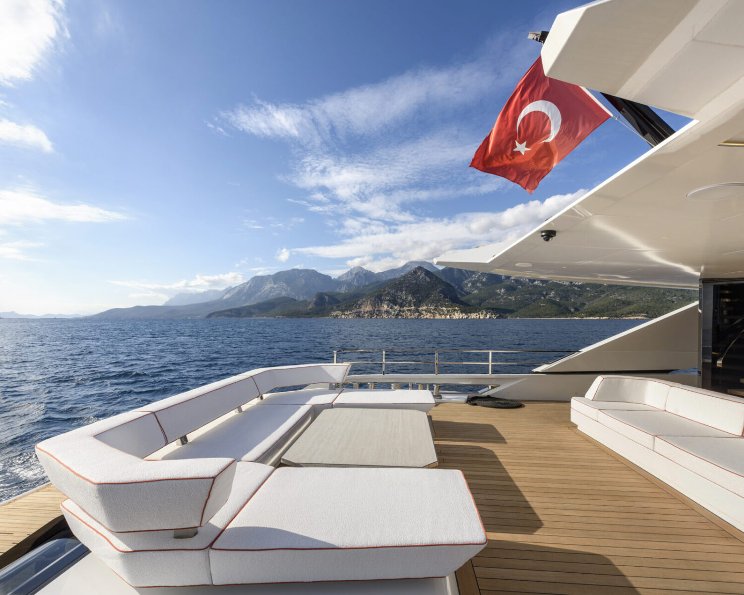 Hello from Pozitif Studio Team. If you need any help with photos, please do not hesitate to contact us.