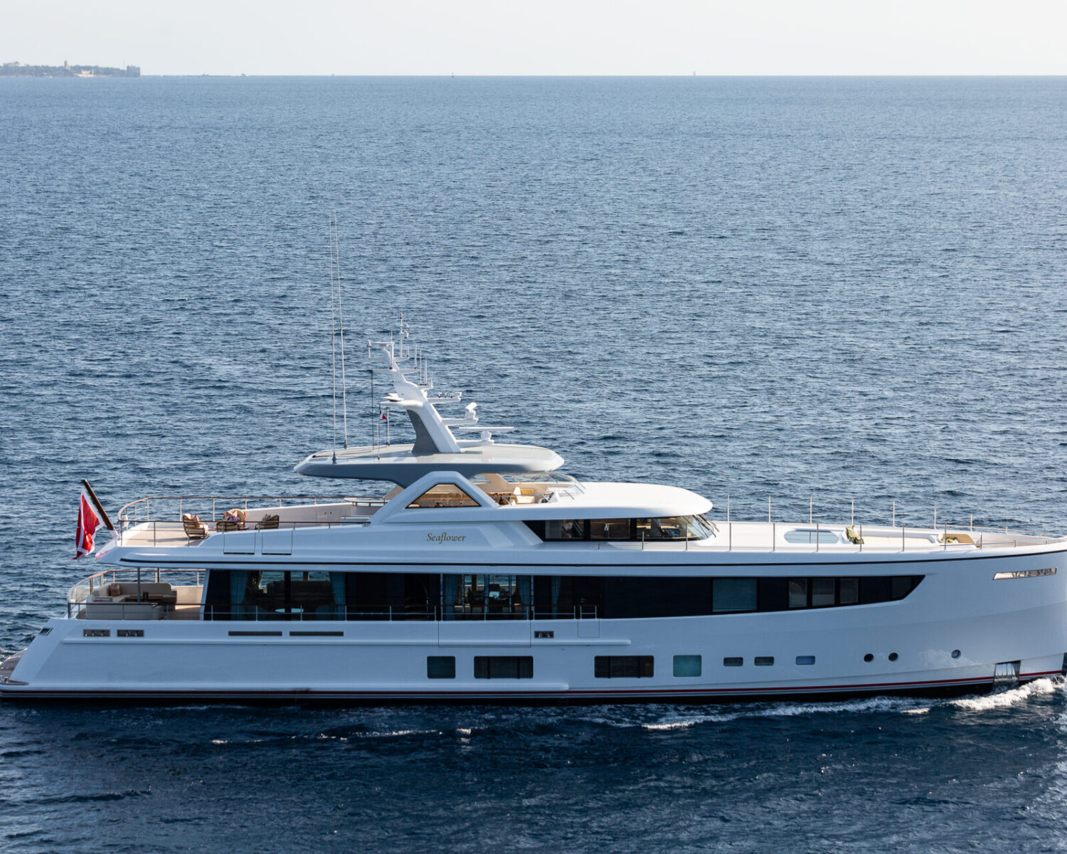 20 - Exterior