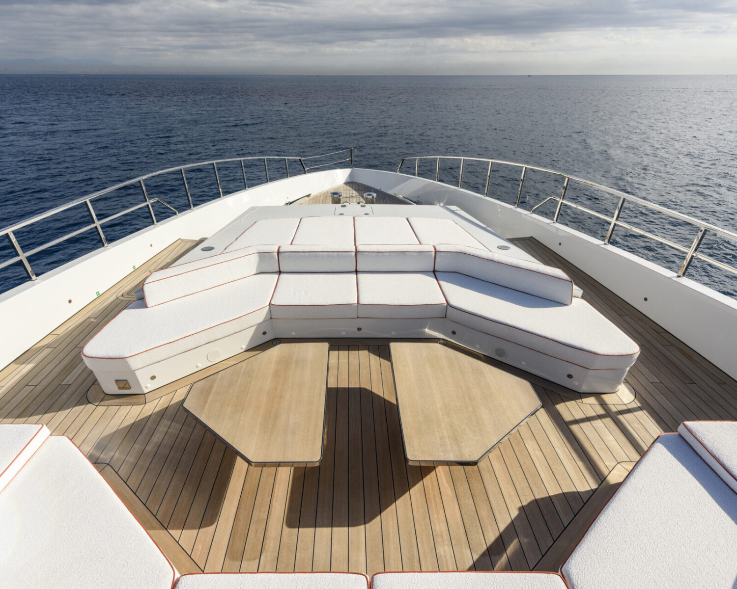 Hello from Pozitif Studio Team. If you need any help with photos, please do not hesitate to contact us.