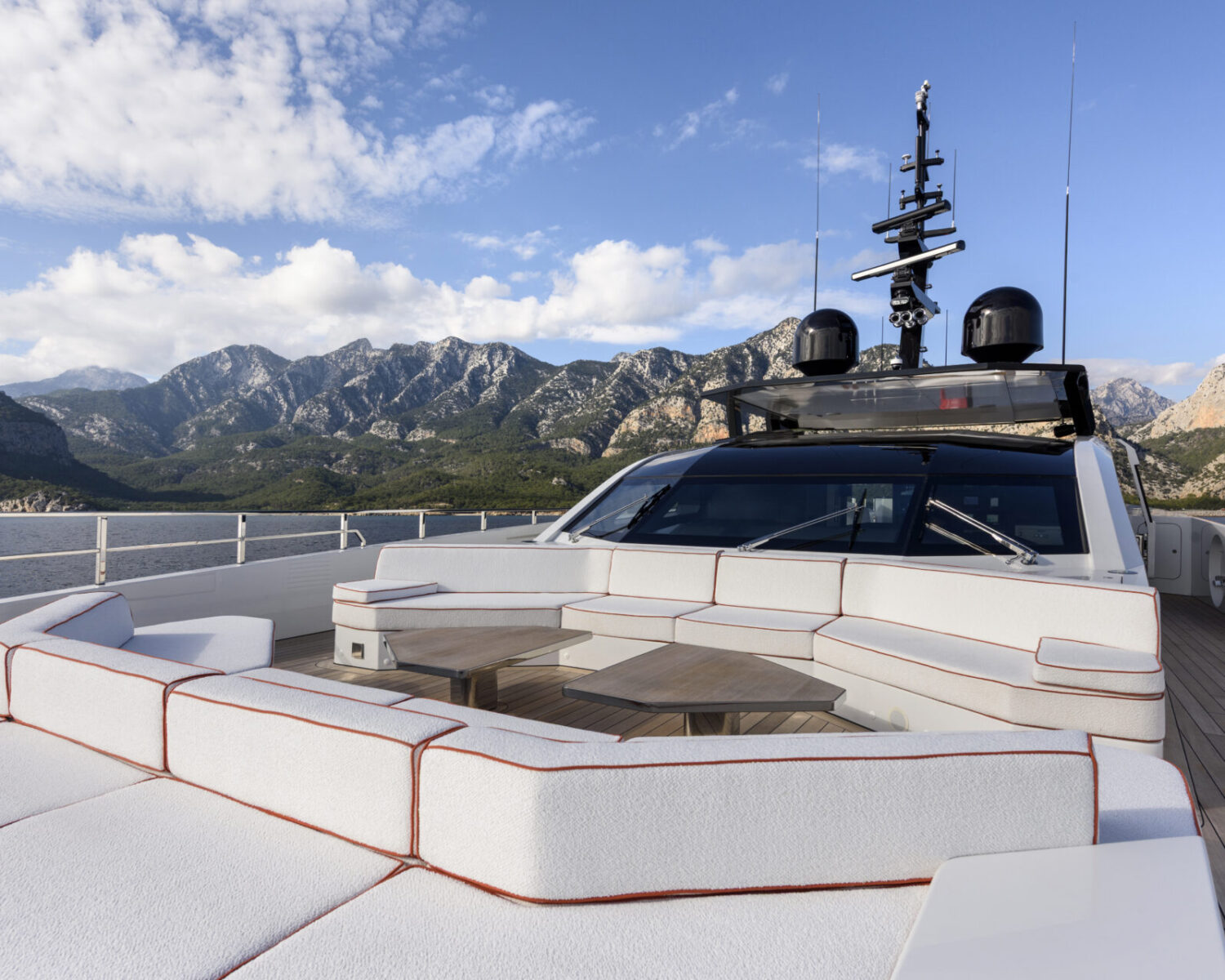 Hello from Pozitif Studio Team. If you need any help with photos, please do not hesitate to contact us.