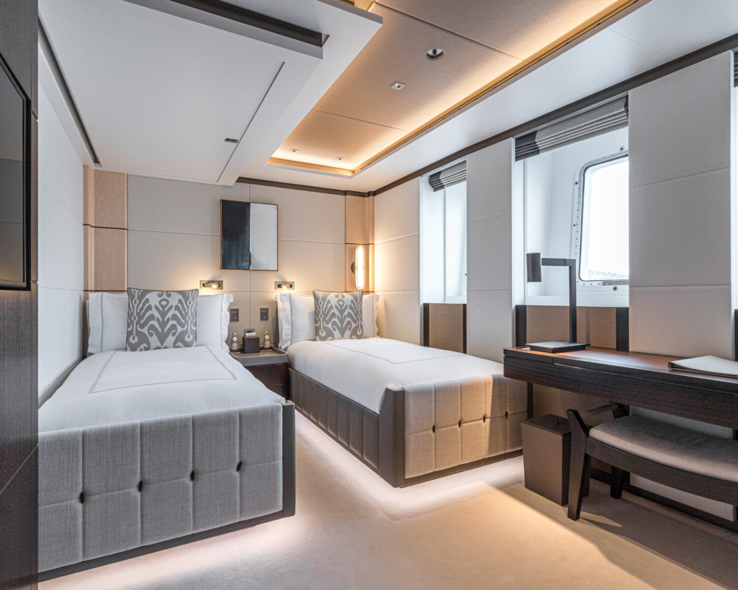 32 Convertible Cabin as Twin