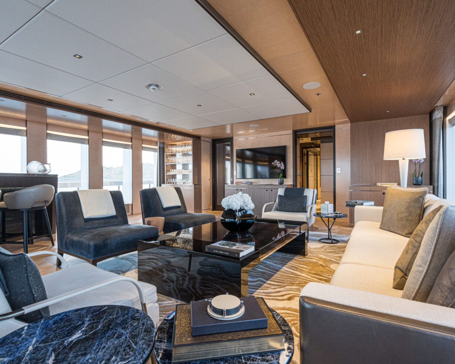36 B Sky Lounge