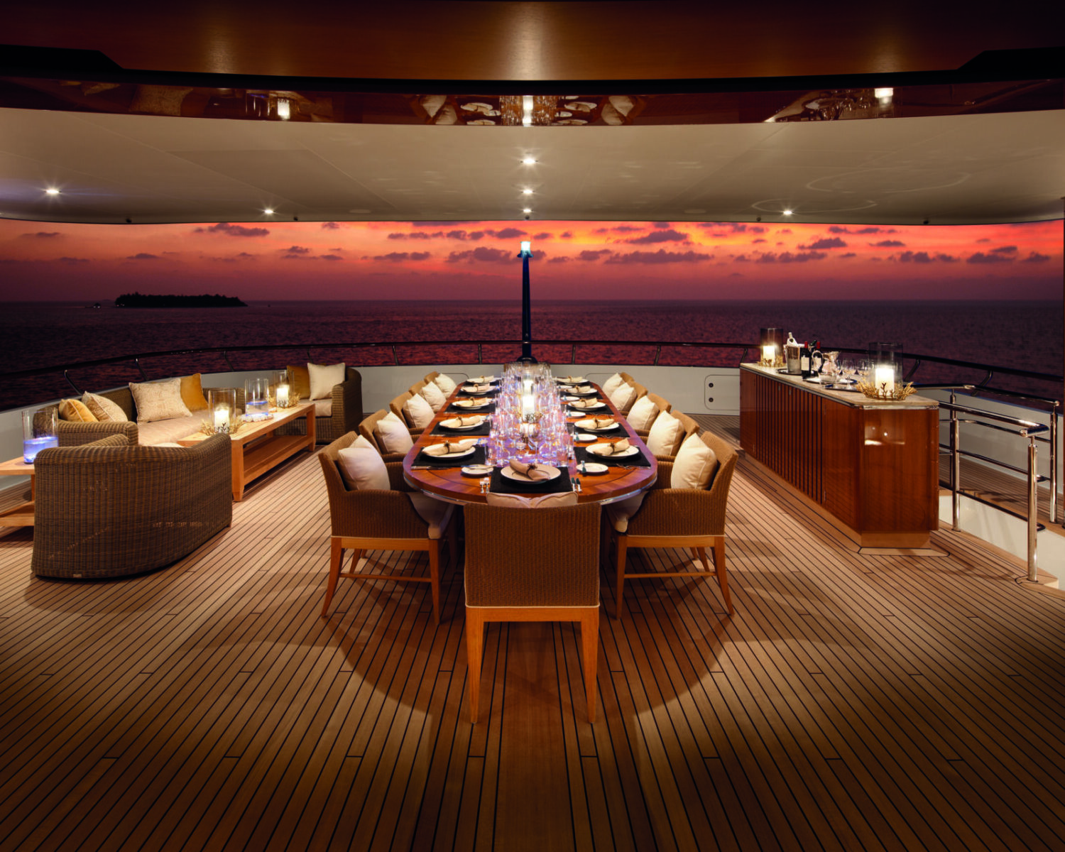 63m Feadship for Charter 10