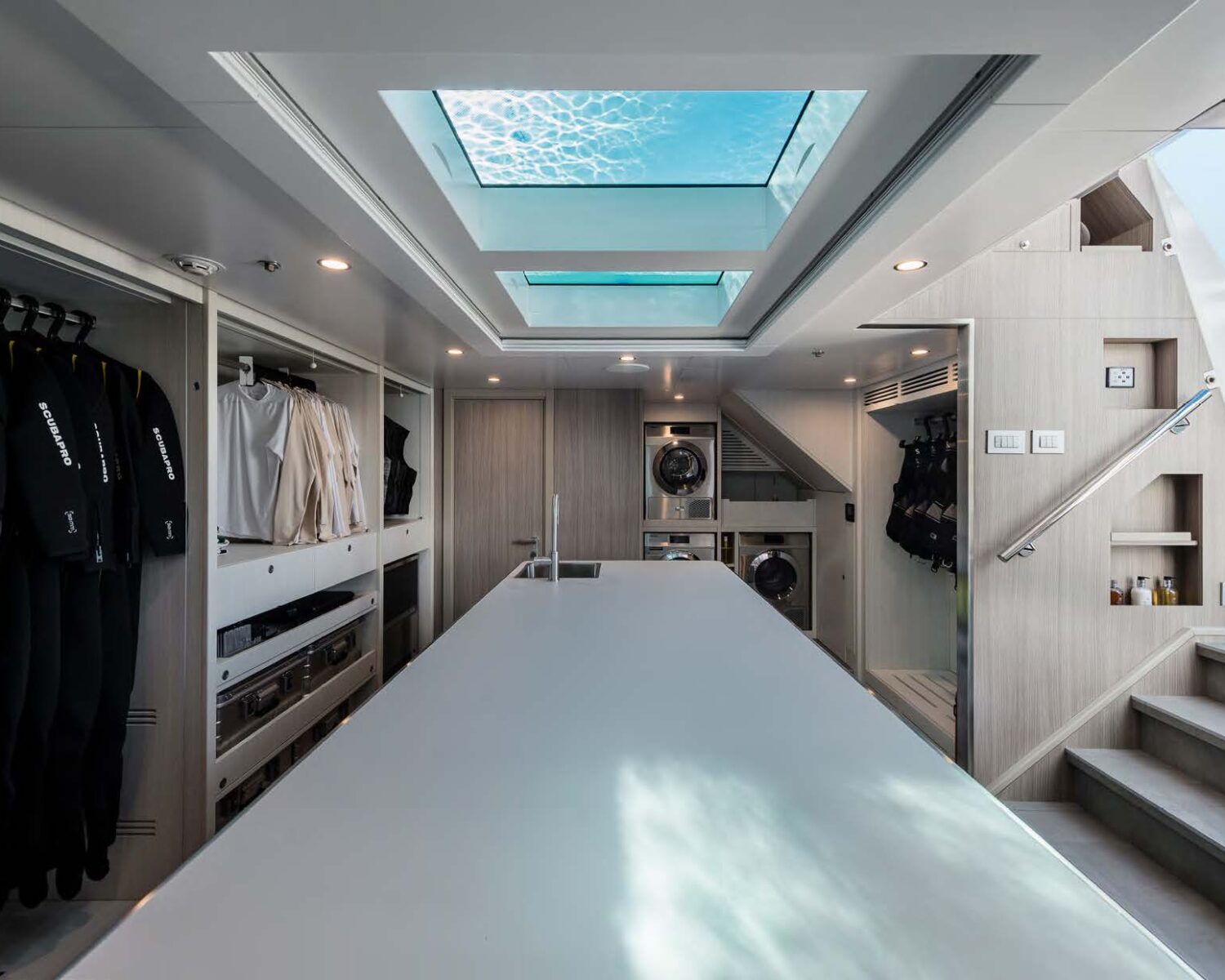 ACALA CDM Yacht for Sale 17