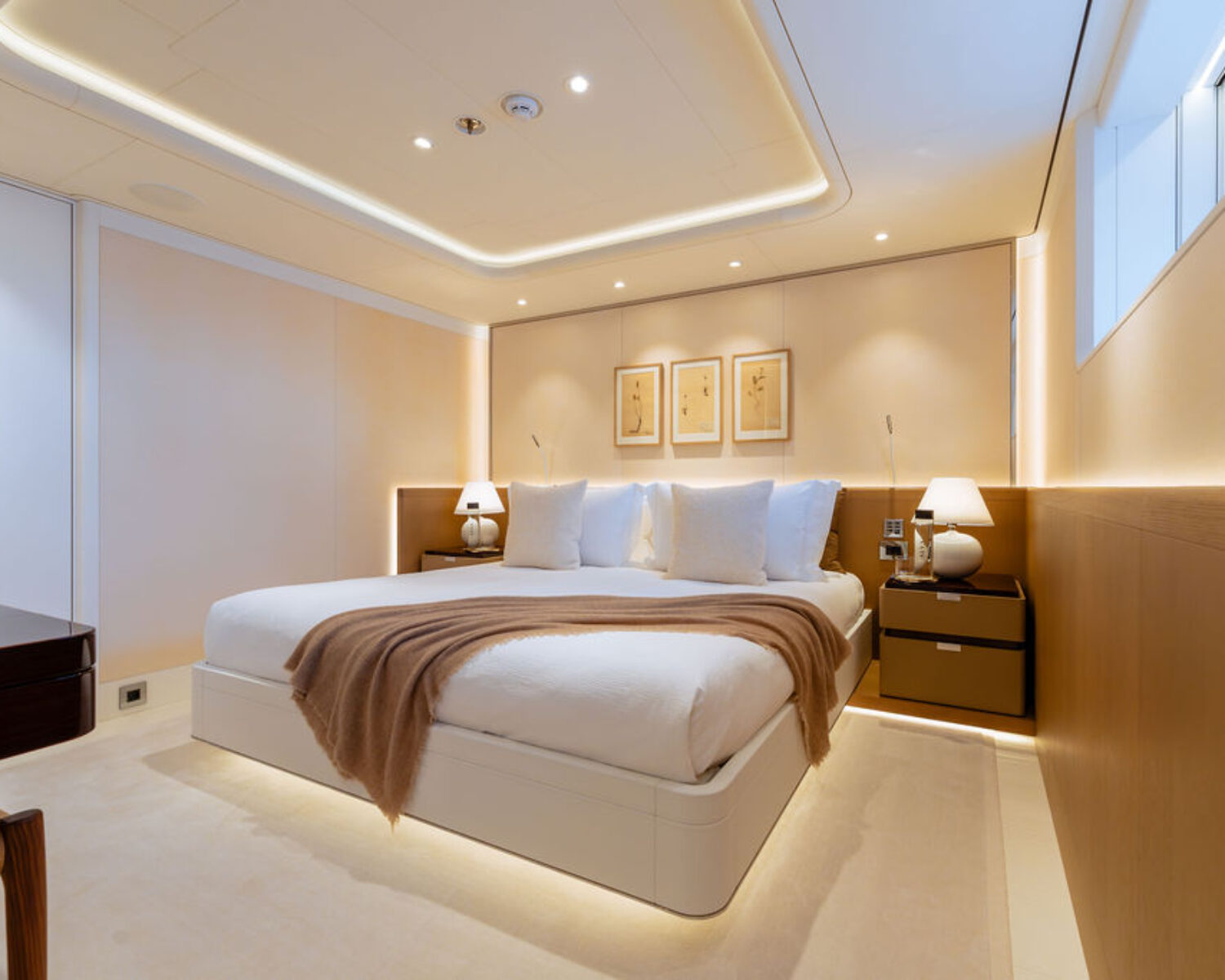 ALVA interior 26