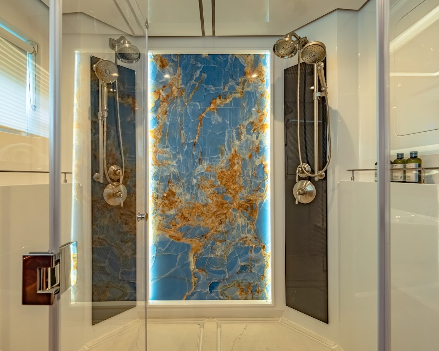 CRAZY LOVE 49 DSC07676-Enhanced-NR