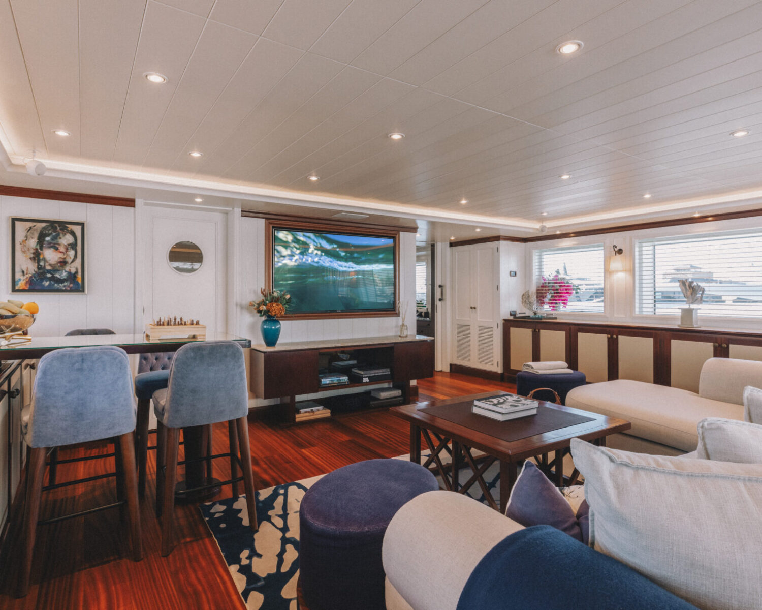 CW_LADY_TRUDY©QuinBISSET - The Studio ILLUME_2002