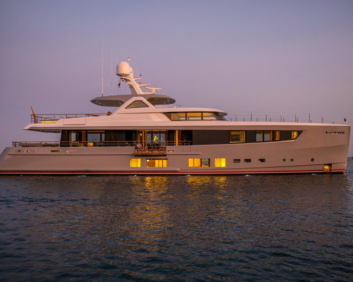 M/Y Delta One
Copyright © www.yacht-shot.com
Stuart Pearce