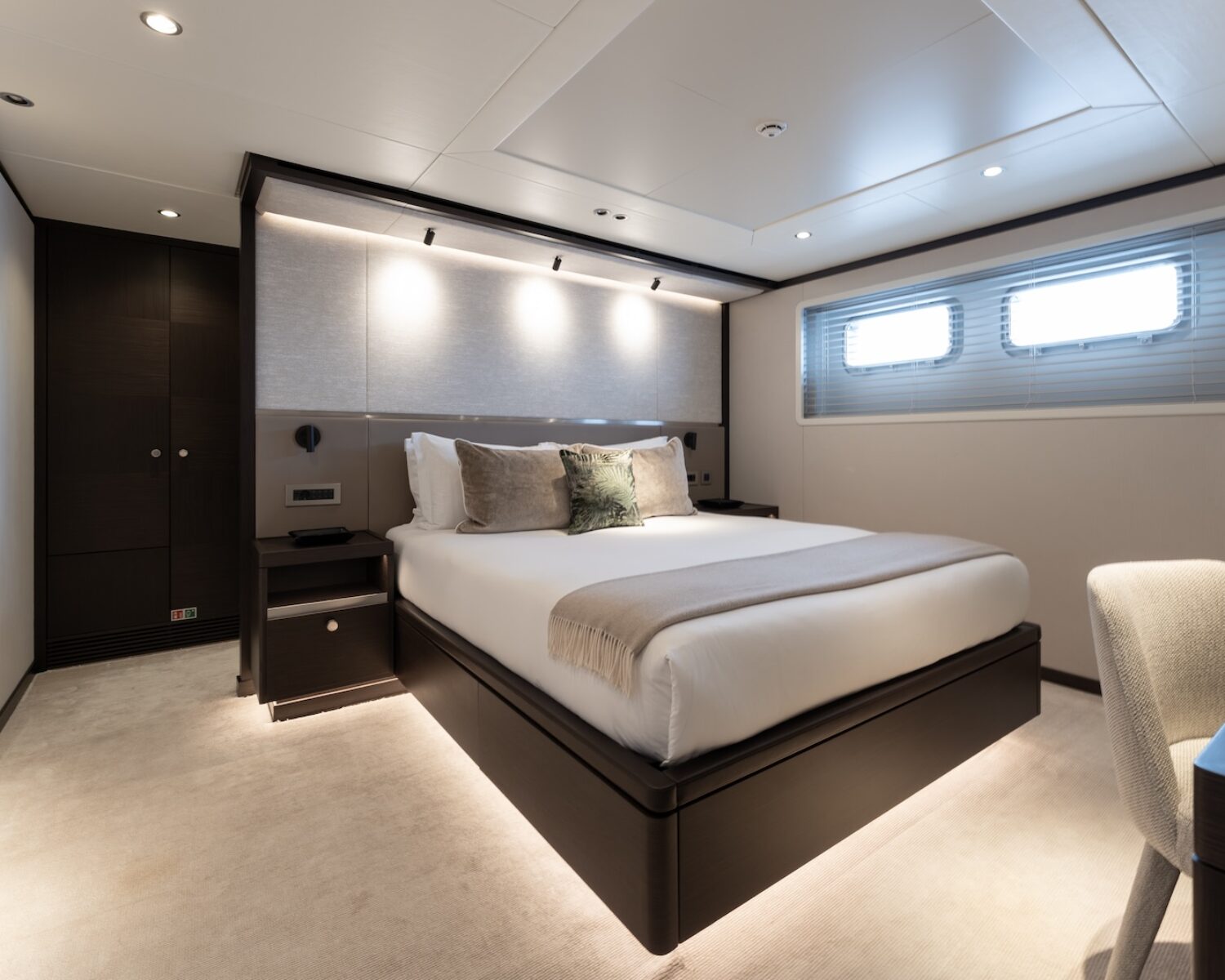 EMERALD 72 DSC05962-Enhanced-NR