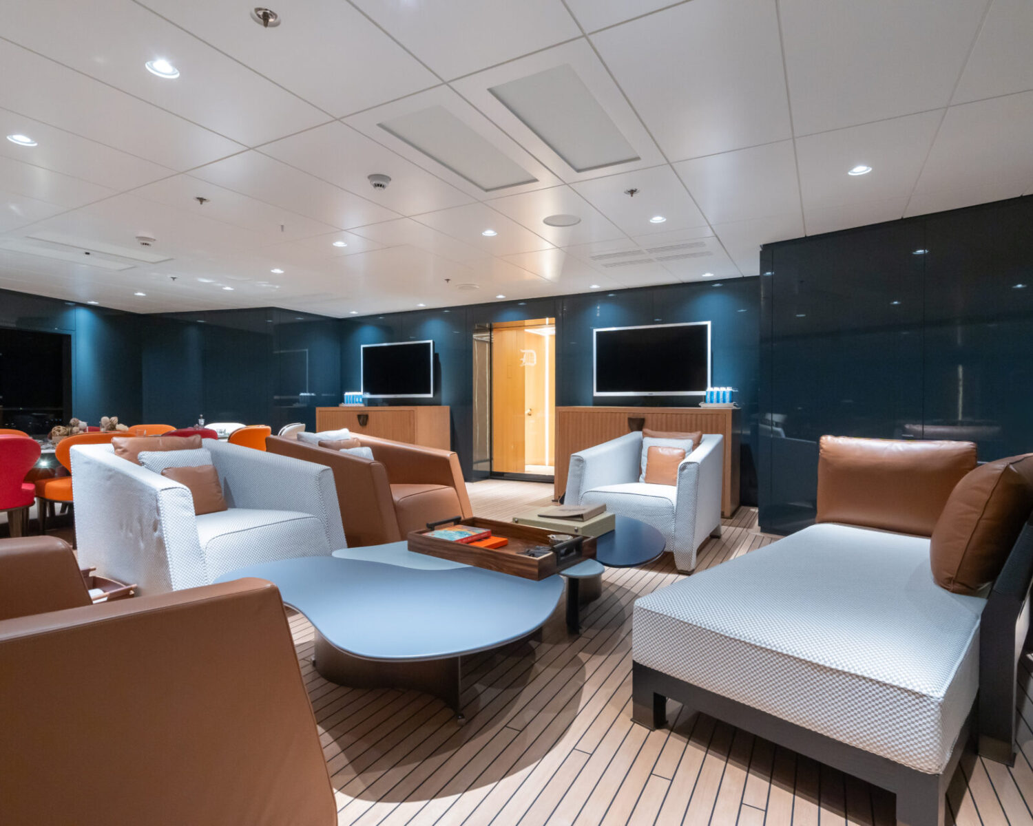 LA DATCHA 47 JUH05804