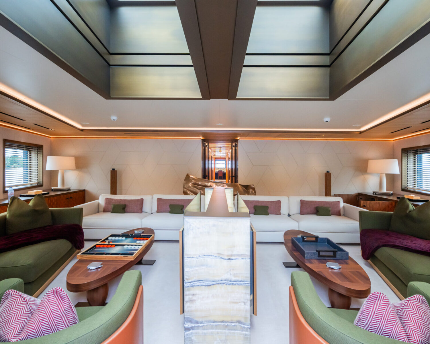 LA DATCHA 51 JUH06559