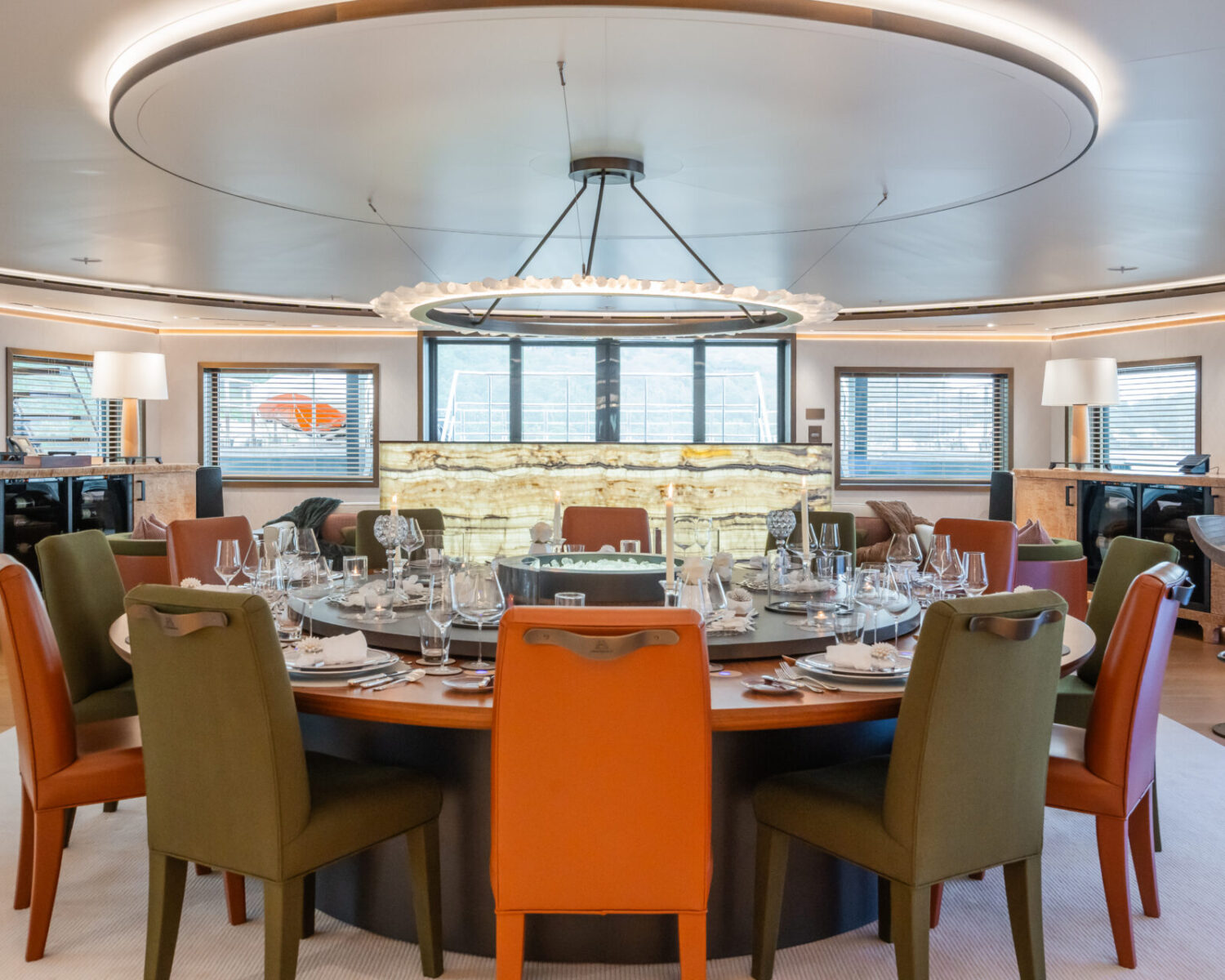 LA DATCHA 55 JUH06454