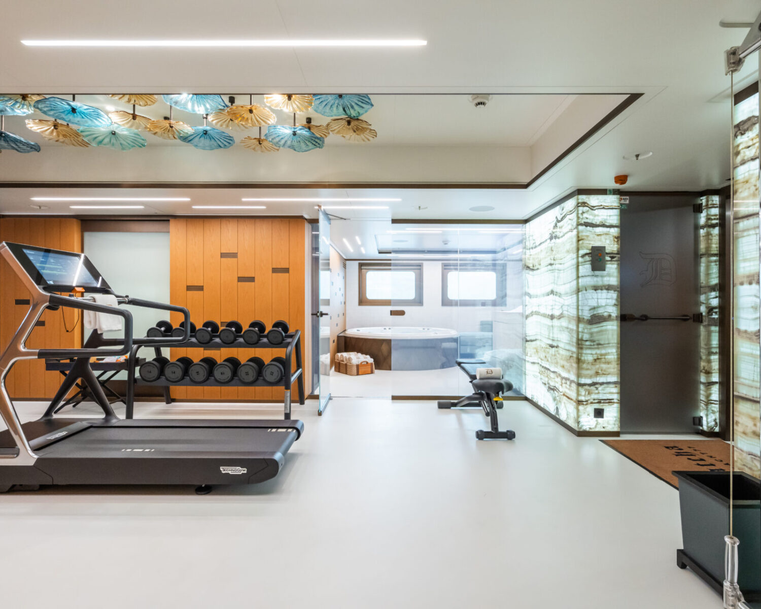 LA DATCHA 71 JUH06265