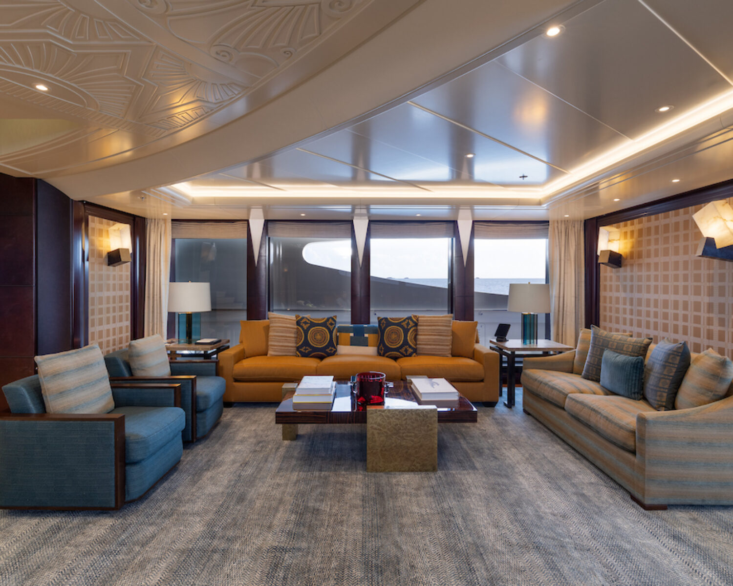 Main Deck Saloon 2