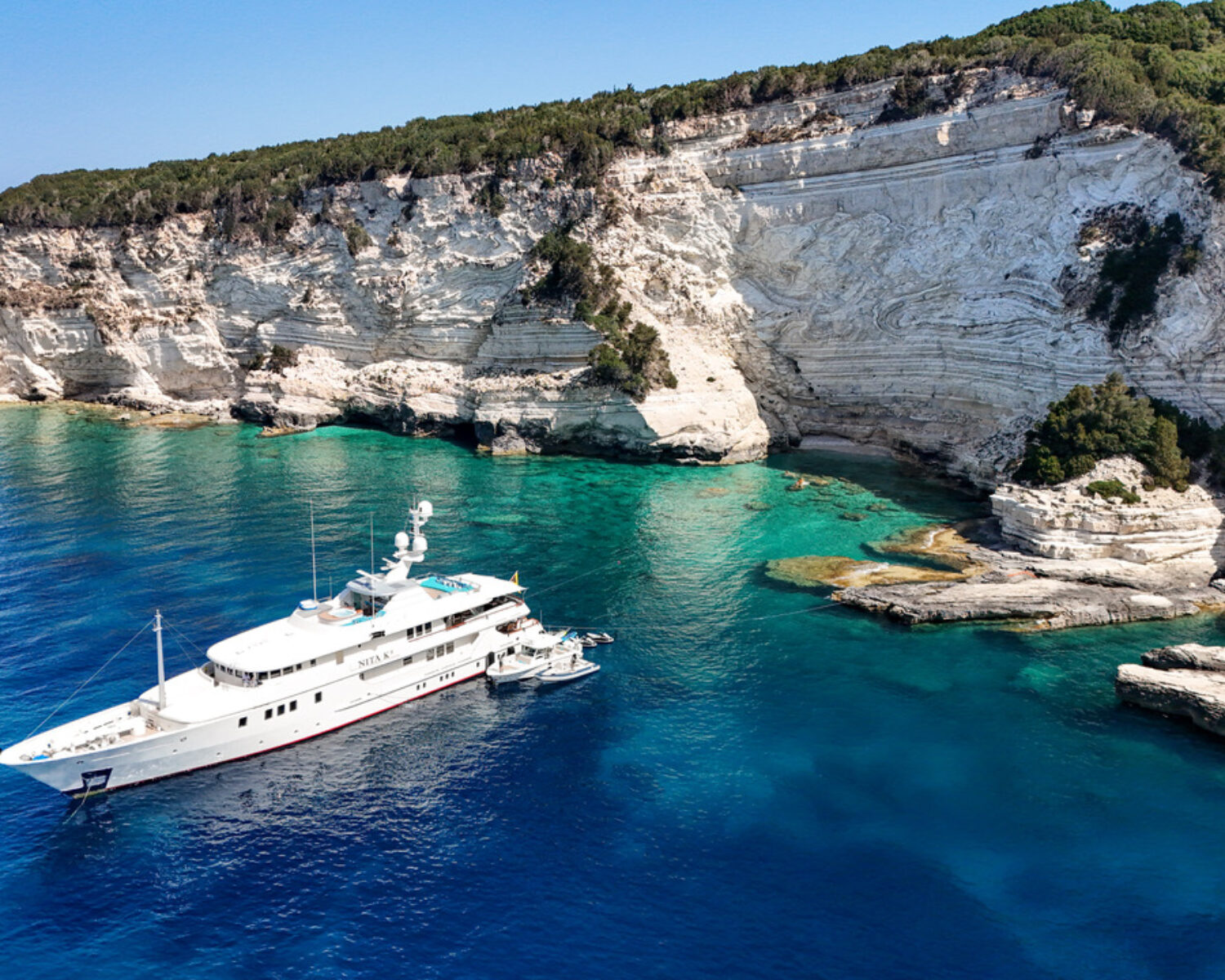 NITA K II 12 20240624 Profile at anchor Greece 2024-42