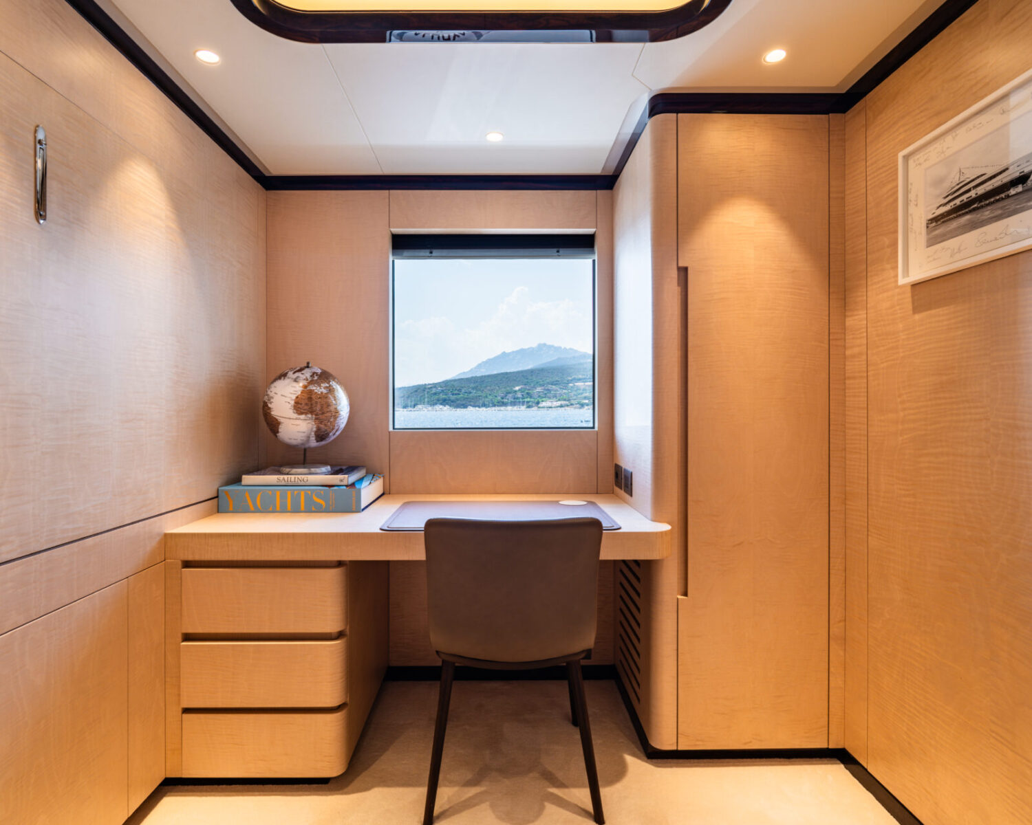 NOCTURNE 70 DSC09355-HDR