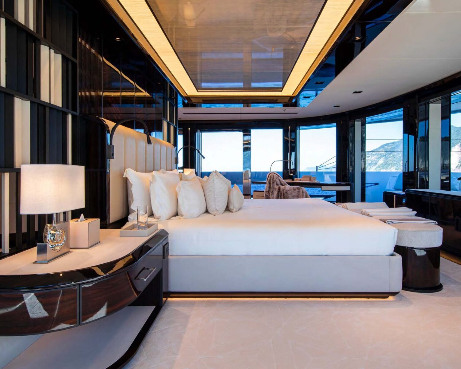 PLATINUM11.jPLATINUMeg