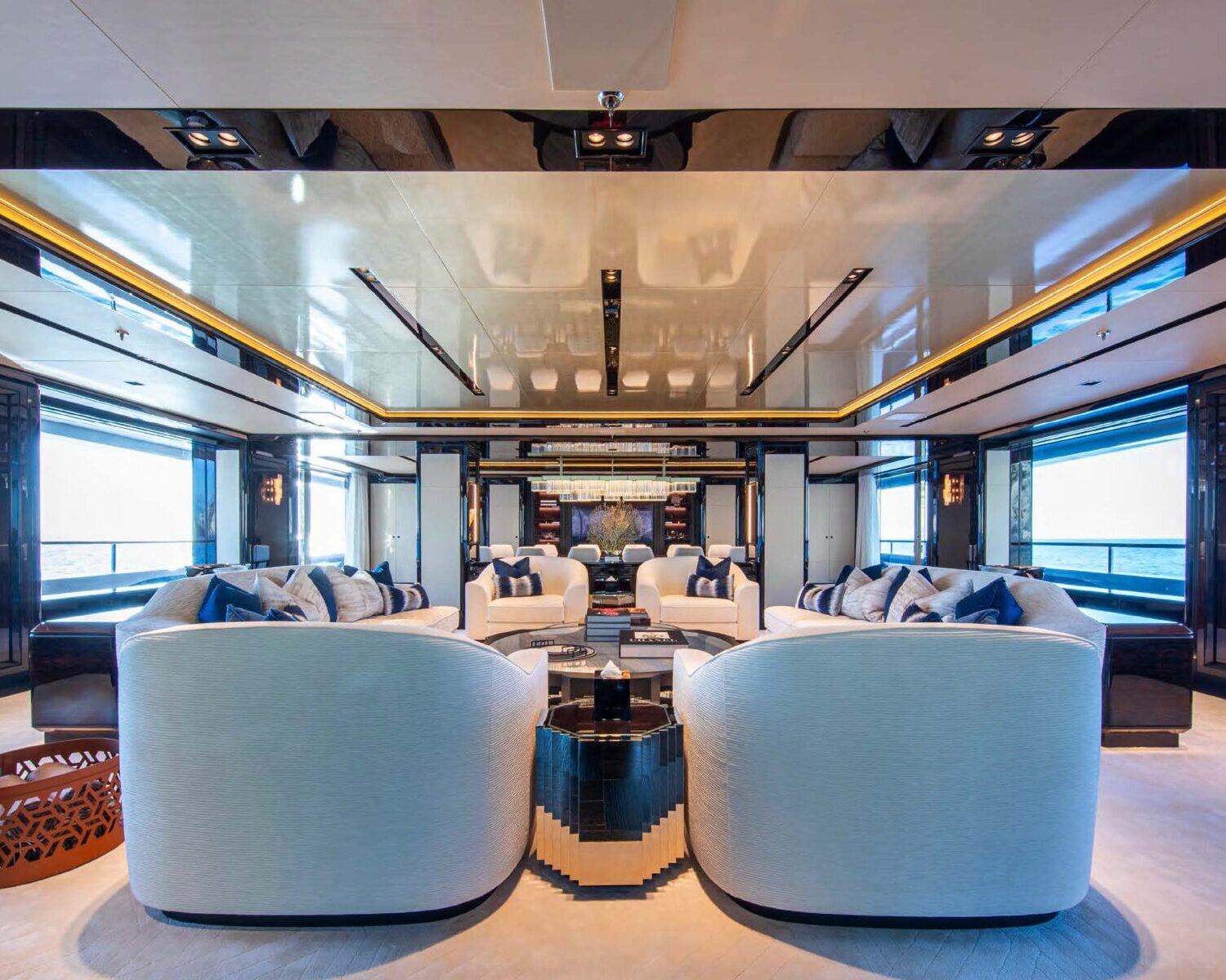 PLATINUM5.jPLATINUMeg