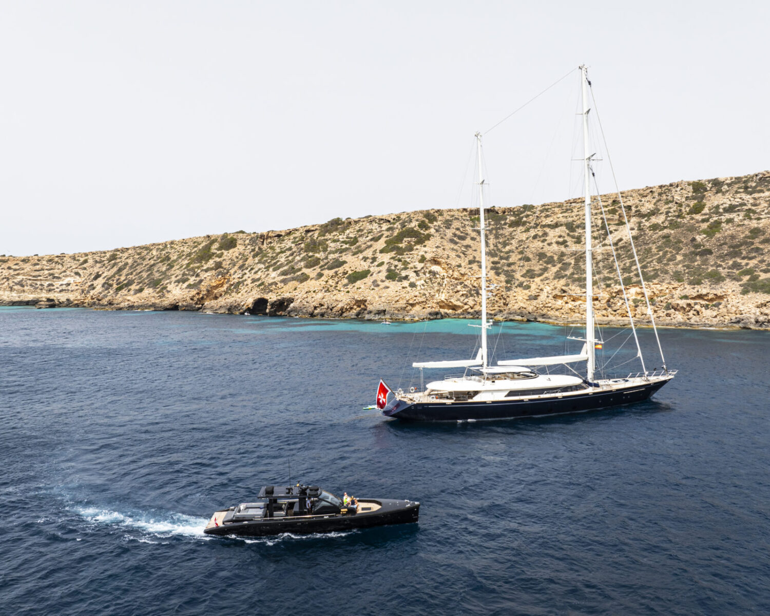 S/Y PerseusCopyright © www.yacht-shot.comStuart Pearce