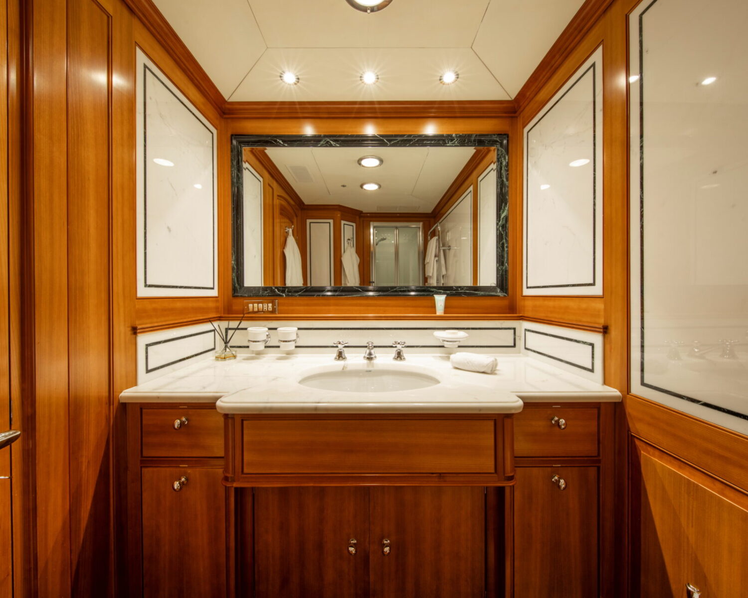 S/Y PerseusCopyright © www.yacht-shot.comStuart Pearce