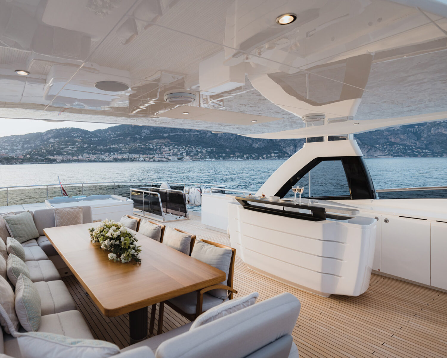 Riviera Living Yacht for Sale 3