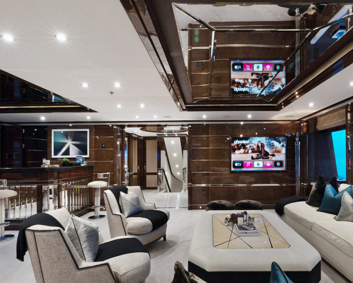 Soundwave Yacht For Charter 2