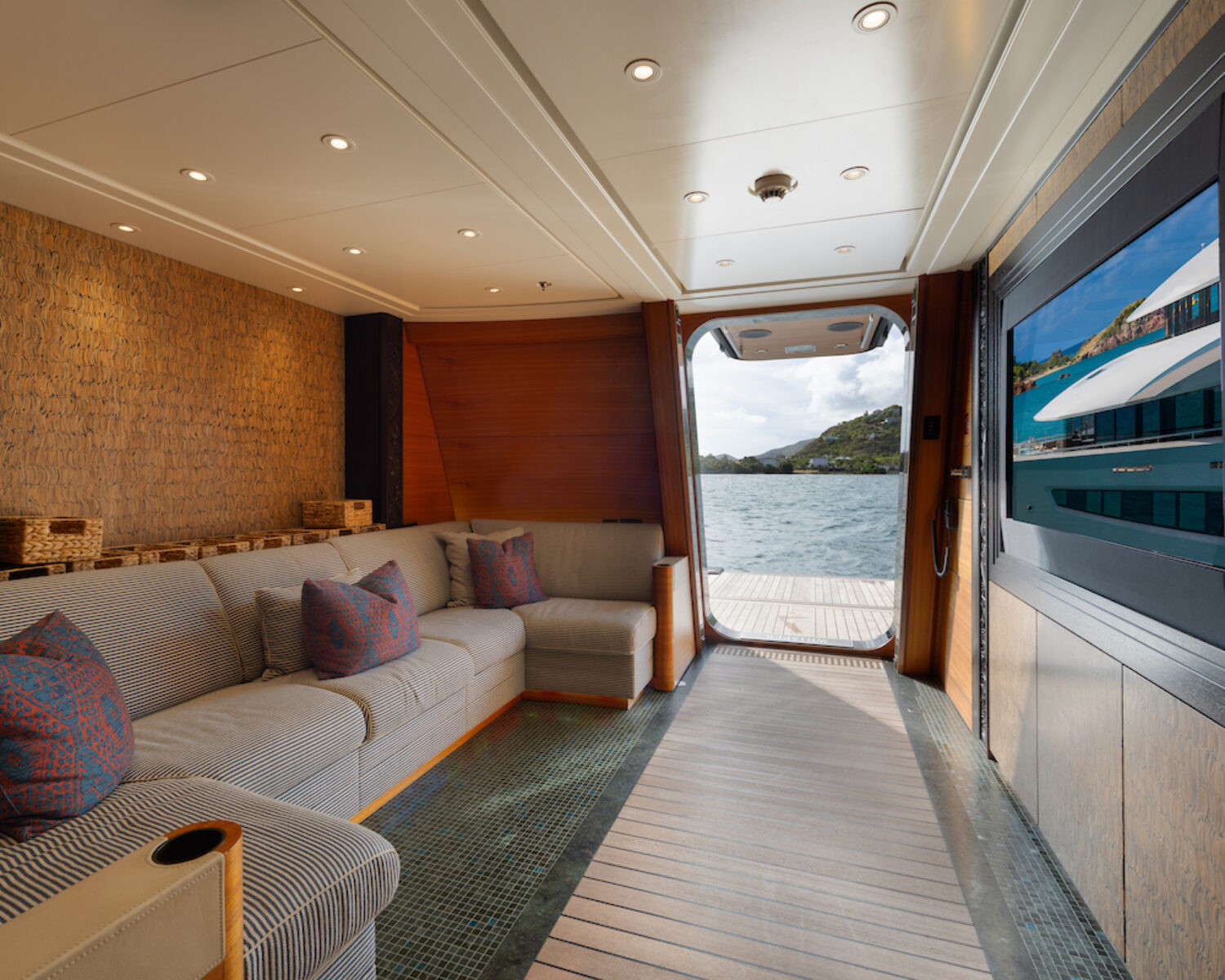 Swim Platorm Sitting TV Lounge